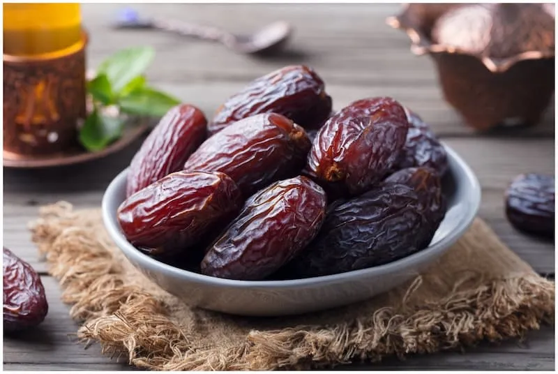 خرید خرمای خنیزی بوشهر + قیمت عالی با کیفیت تضمینی